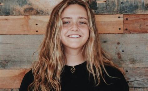 Sophia Isabel Mickelson Bio, Age, Height and Weight, Education, .